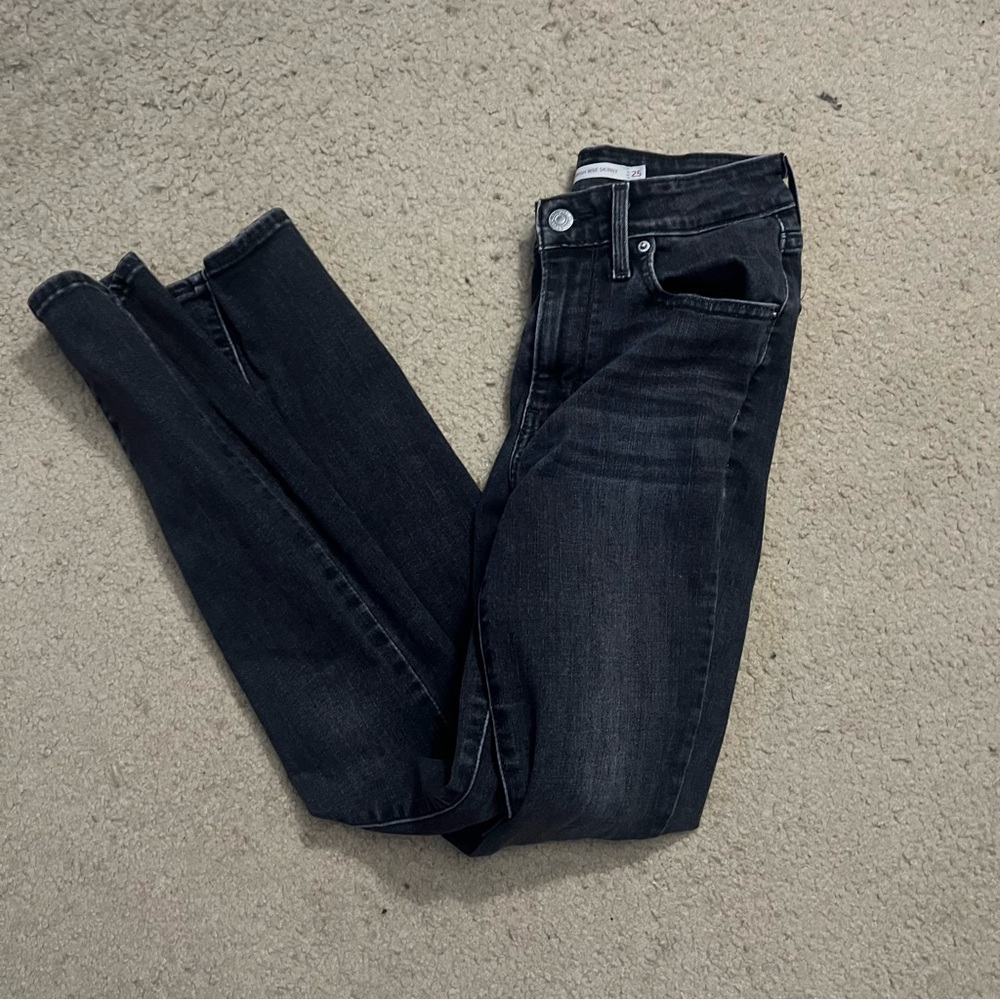 Black Skinny Jeans